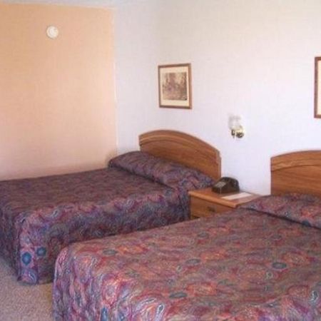 Budget Deluxe Motel Rolla Szoba fotó